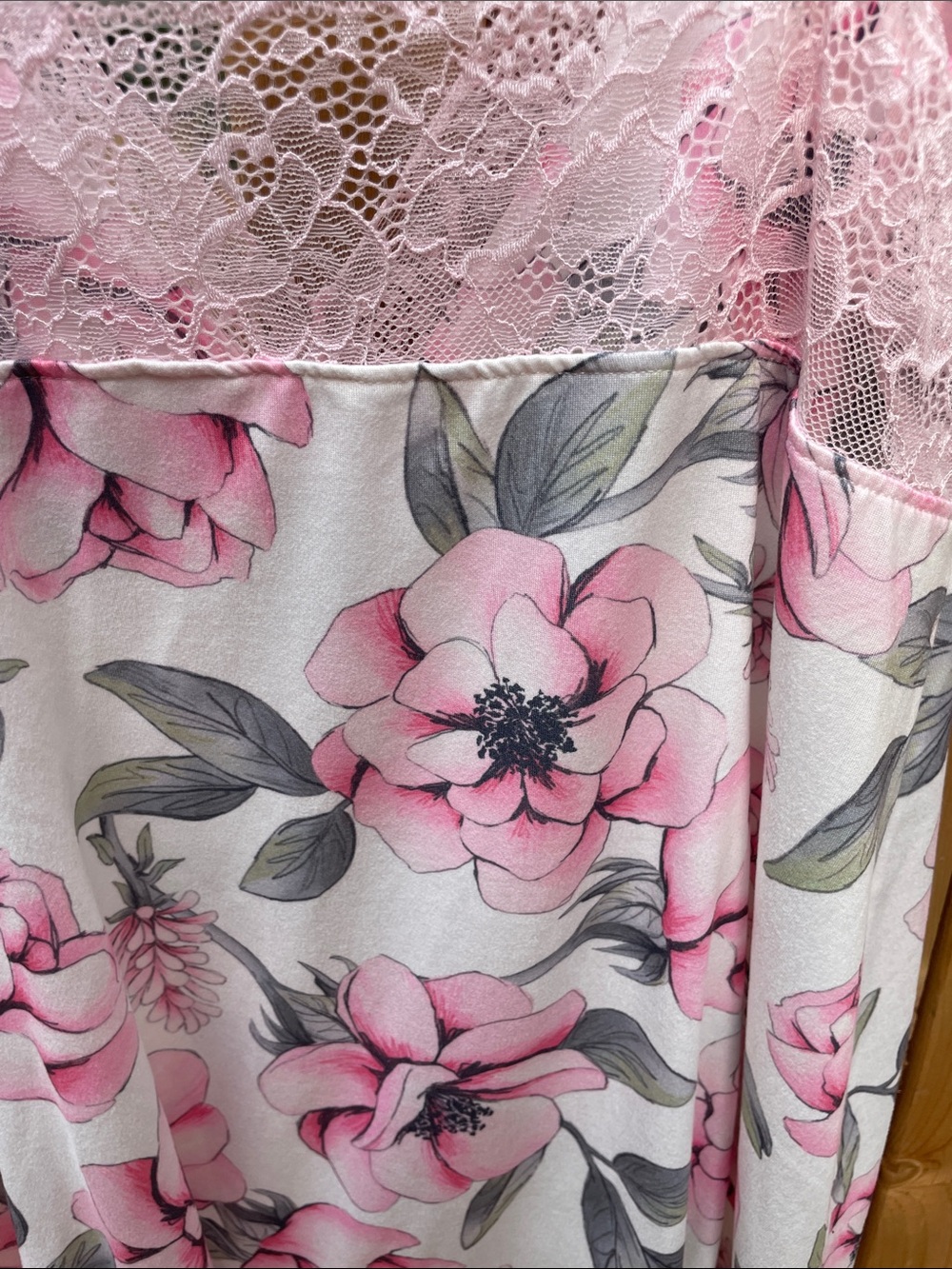 La Vie En Rose Pink and Gray Floral Lace-Trim Chemise - Picture 4 of 6